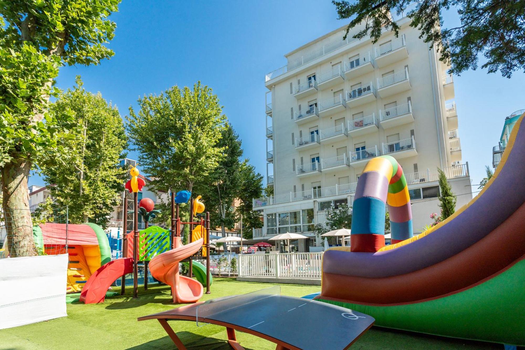 Hotel Aiglon Rimini Buitenkant foto
